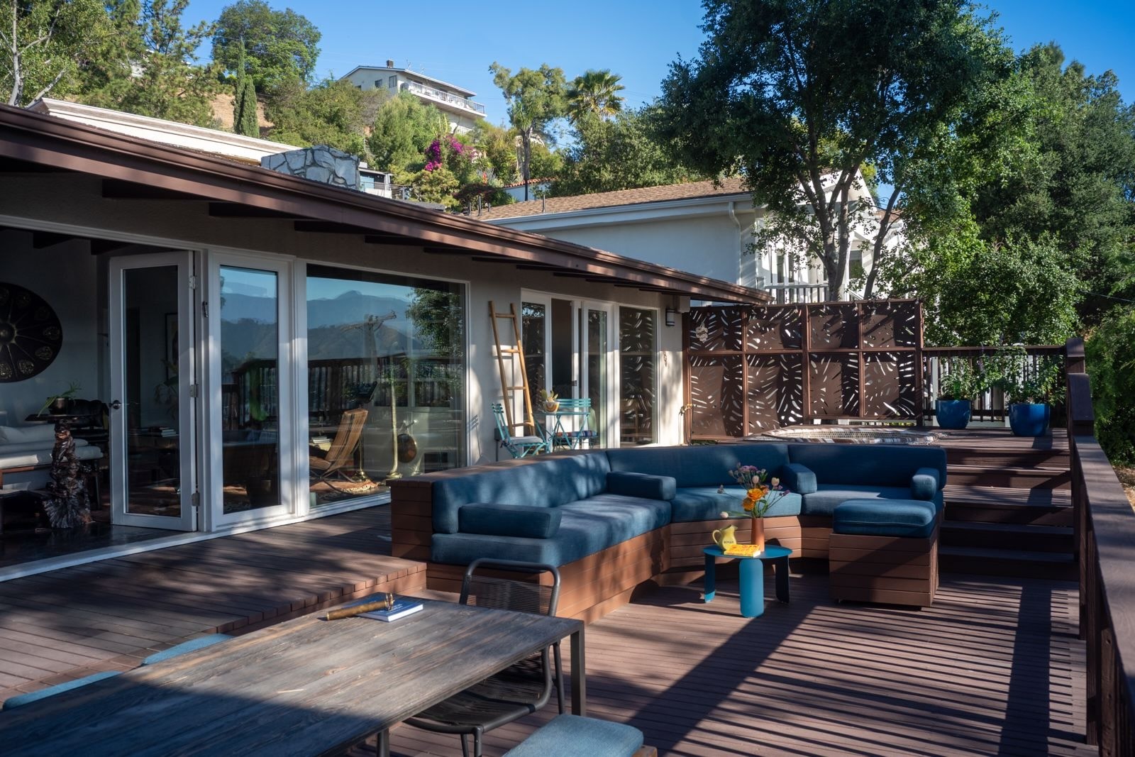 WhatsApp Image 2025-05-16 at 22.00.06