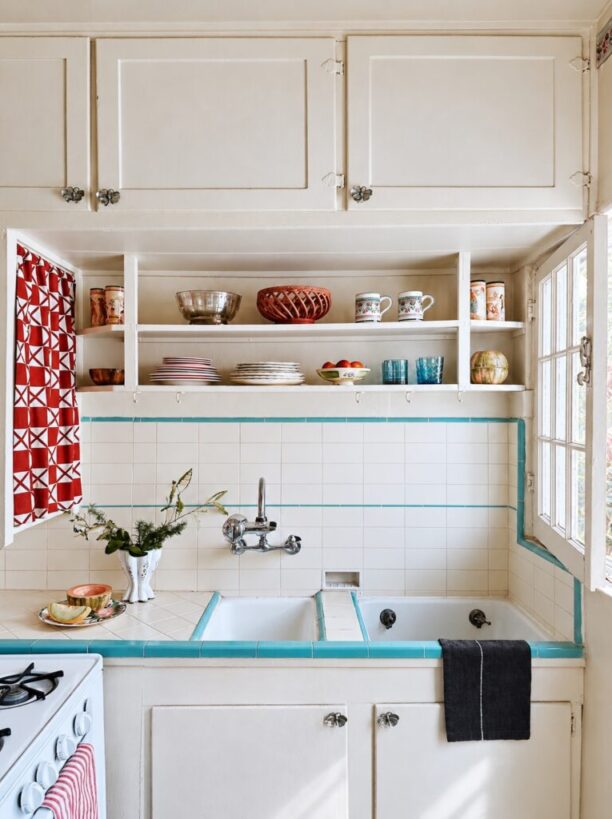Cozy Vintage Kitchen Sink Nook